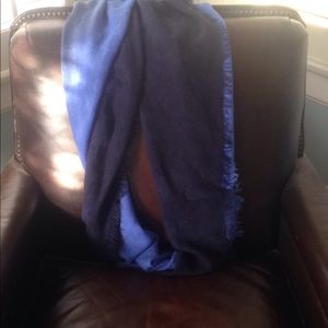 Infiniti scarf